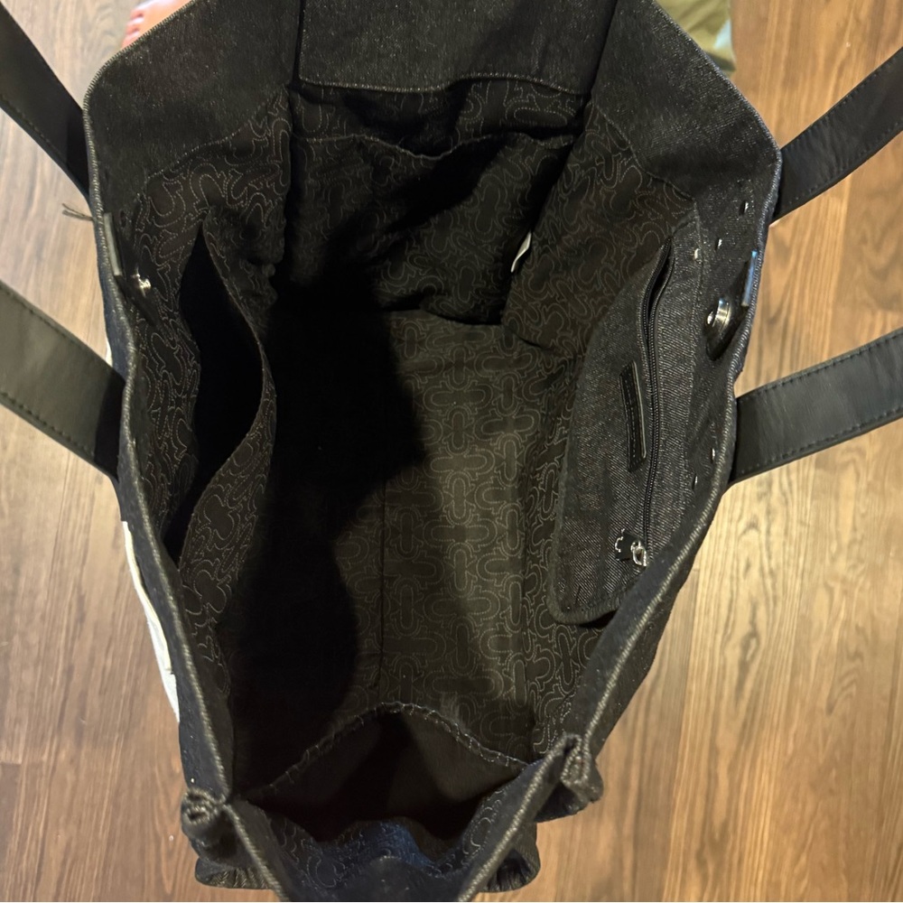 True Religion Tote Bag - Picture 6 of 7